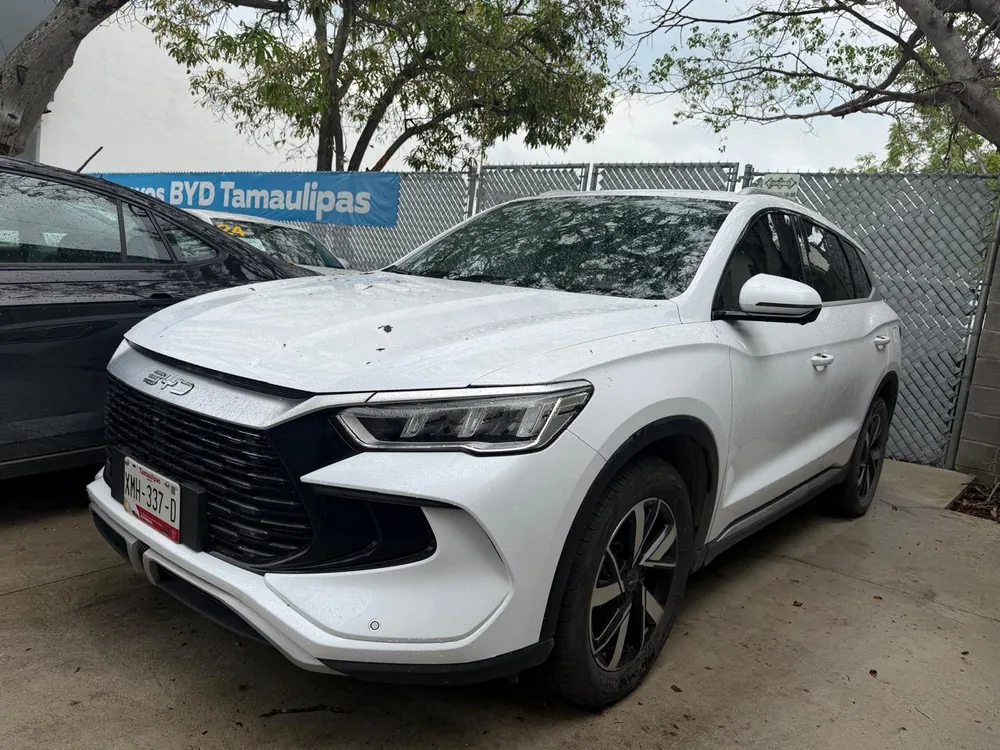 BYD Song Pro DM-i 2025 Híbrido enchufable seminuevo en BYD Tampico