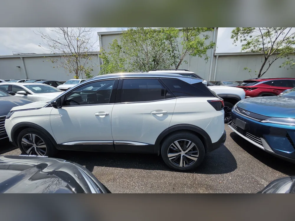 Peugeot 3008 2024 Allure Pack automático seminuevo en BYD Tampico